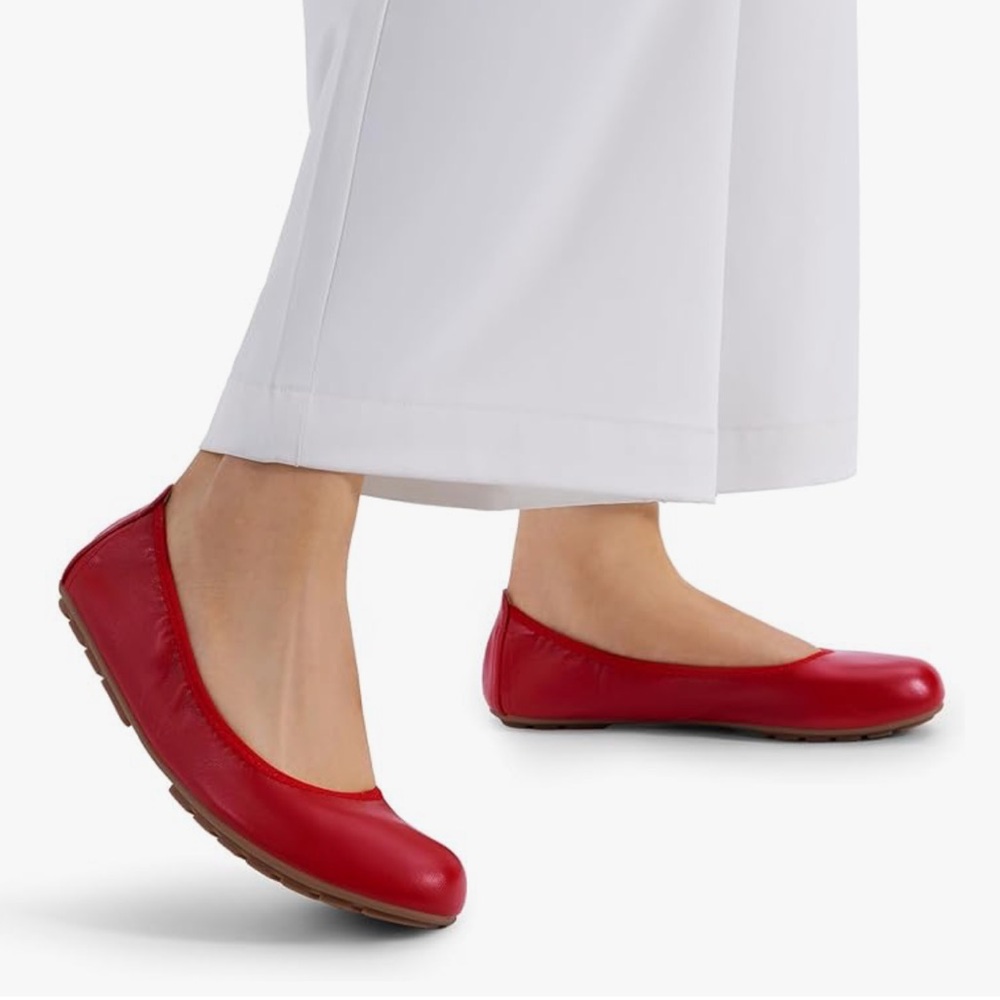 🍂NWOT Red Women's Ballet Flats